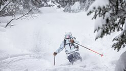 Deep snow skiing off-piste in the Ski Arlberg ski area