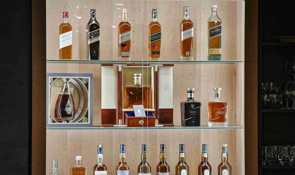 Whisky tasting at the Schlegelkopf restaurant in Lech am Arlberg