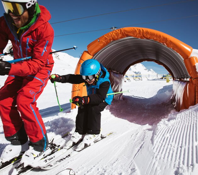 Joy of skiing for the little ones at the ski school in Warth-Schröcken