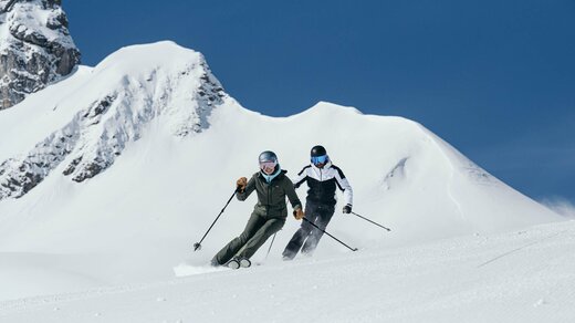 Skiers on the slopes of Ski Arlberg